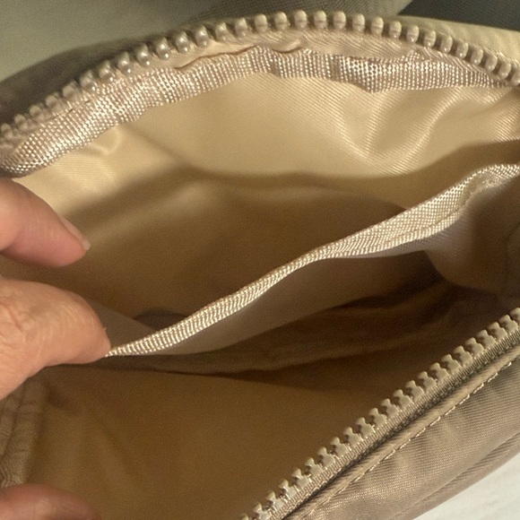 Chic Beige Crossbody Bag - Picture 4 of 4